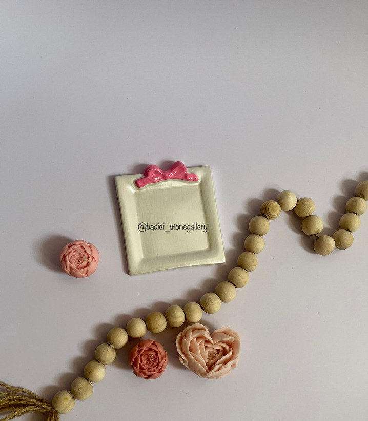 استند مربع کوچک پاپیونی🎀