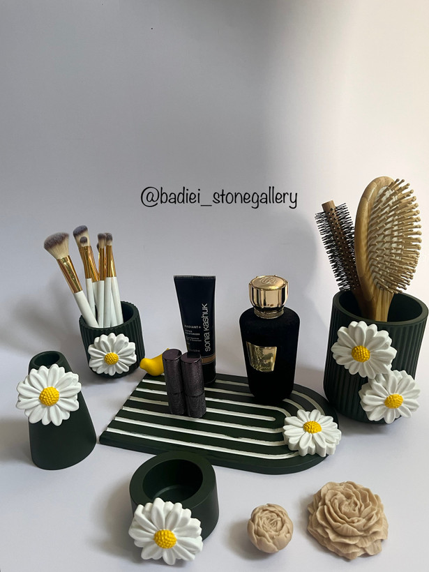 نظم دهنده آرایشی گل بابونه💄🌼