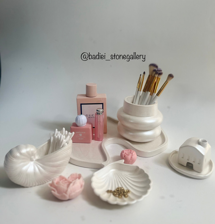 نظم دهنده ی آرایشی 🦢💄
