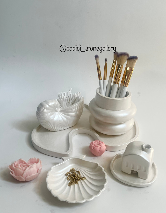نظم دهنده ی آرایشی 🦢💄
